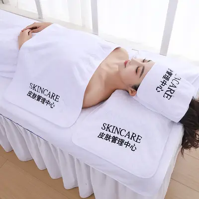Beauty Salon Towel Coral Fleece with Laser Engraving and Embroidered Logo