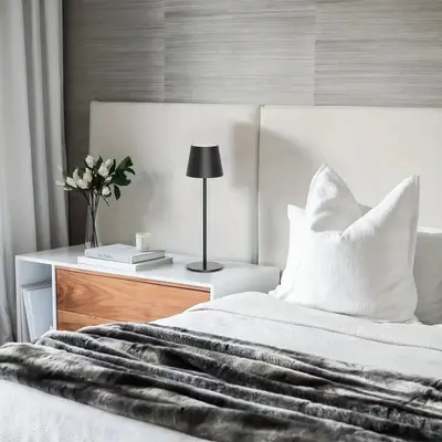 LED Rechargeable High-Foot Table Lamp, Bedroom Bedside Lamp