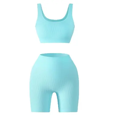 Kadınlar için klasik dişli spor yoga kıyafeti, hızlı kuruyan şeftali rengi şort, göğüs pedli dar sütyen