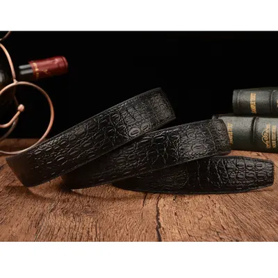 Crocodile patterned men's belt made from high quality leather, automatic buckle, headerless, wholesale.