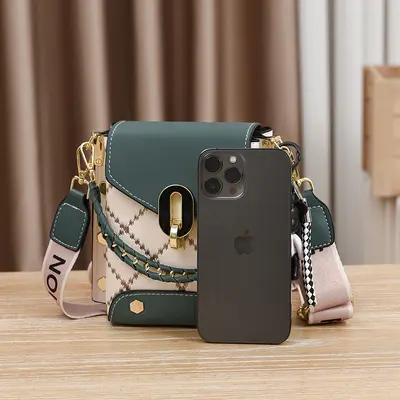 Neue Sommertasche des Herstellers im koreanischen Stil, einfache kleine quadratische Tasche, modisch vielseitig, Einzelschulter-Umhängetasche, modische Mini-Handytasche, Damenaccessoire