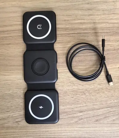 Üçü bir arada manyetik kablosuz şarj cihazı üreticisi toptan manyetik kablosuz şarj cihazı katlanabilir Apple cep telefonları ve saatler için uygun - 8