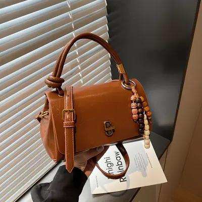 Minimalistische Damenhandtasche, Schultertasche mit Umhängeriemen