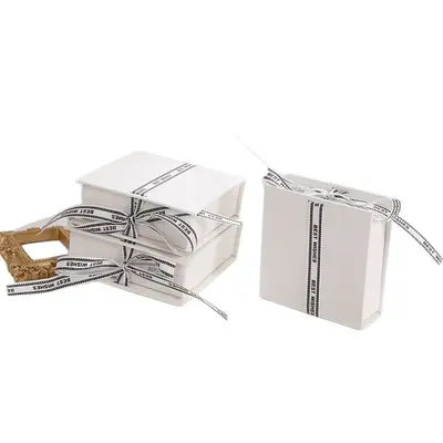 Factory Stock Wholesale Luxury High-End Ribbon Flip Silk Ribbon Book-Style Box Portable Necklace Jewelry Packaging Storage Paper Box