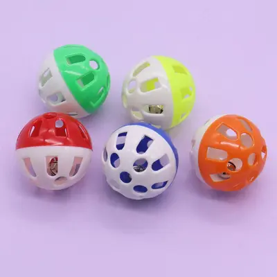 Cat Toy Self-Play Boredom Relief Two-Color Hollow Cat Teaser Ball Cat Toy with Built-in DIY Plastic Bell Ball Cat Supplies