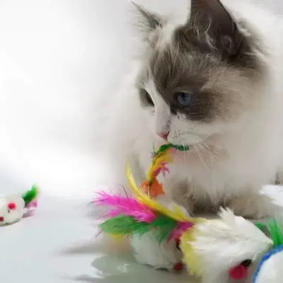 Colorful Feather Plush Mouse Cat Toy with Plastic Body - 2