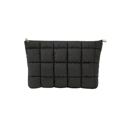 Gesteppte Handtasche und große Kosmetiktasche - 10