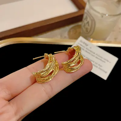 European and American Vintage Exaggerated Metal Earrings Women Designer Niche Luxury Minimalist Circle Earrings Light Luxury Flower Ear Hoops Ear Studs - 8