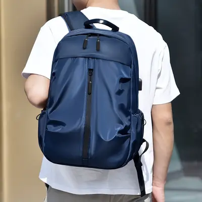Großkapazitäts-Rucksack für Herren 2025 schlicht alltäglich und stilvolle Business-Laptop-Tasche Trend Outdoor-Reise-Rucksack