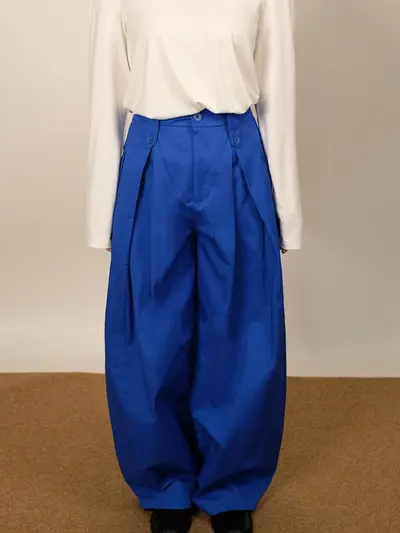Hochgeschnittene Baumwollhose mit weitem Bein, atmungsaktiv und locker