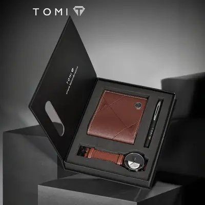 Men's quartz watch and accessory gift set