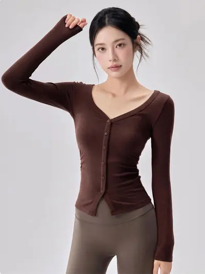 Long Sleeve Women's Yoga Top, Slim-Fit V-Neck Fitness Shirt