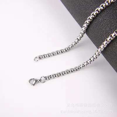 Quadratische Perlen-Halskette aus Titanstahl, quadratische Kette passend, Edelstahlkette, Mais-Charm-Kette, Herren-DIY-Zubehör, europäischer und amerikanischer Stil
