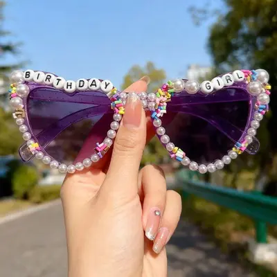 Party Sunglasses with Pearl Letters and Heart Shape, Unisex - 10