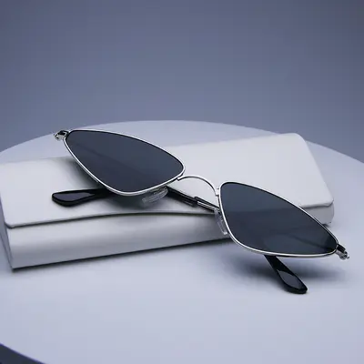 Triangle Small Frame Metal Sunglasses, Ocean Lens Style - 13