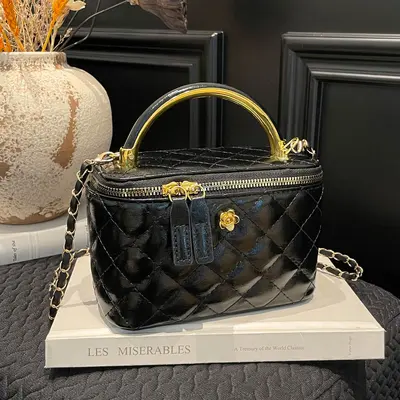 Elmas Kapitoneli Kova Çanta, Küçük Chanel Tarzı, Kadın Askılı Çanta - 2