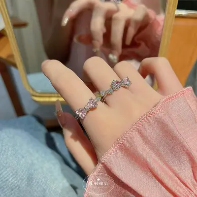 Tatlı Zarif Pembe Zirkon Kelebek Yüzük Açılı Ayarlanabilir İşaret Parmağı Yüzüğü Koreli Hafif Lüks Niş Yüzük