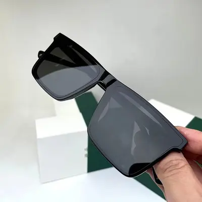 UV-Schutz Sonnenbrille für Herren, eckige Rahmen, modisches Design