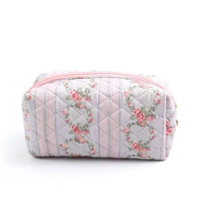 Small Floral Quilted Cosmetic Bag, Large Capacity Travel Pouch - 8