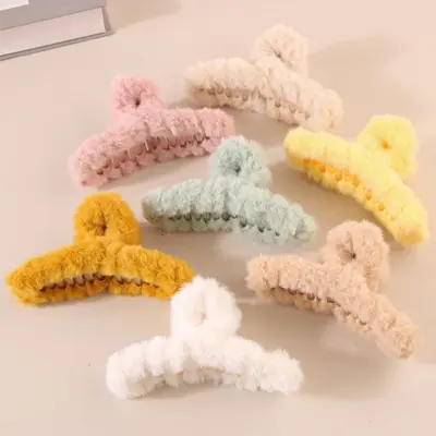 Plüsch-Haarspange, voluminöse Haarspange, große Größe für dickes Haar, Hai-Haarspange, Haarspange für Herbst und Winter hinten am Kopf, einfaches Haaraccessoire.
