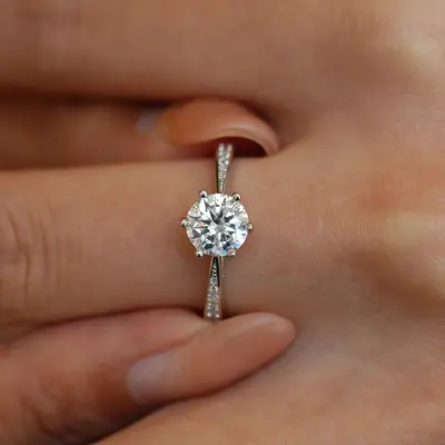 S925 silver moissanite ring, six prong, classic crown design - 4