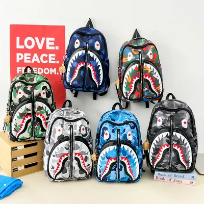 Großer Schulrucksack mit Haifisch-Print, Unisex Freizeitrucksack