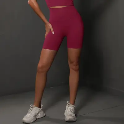 Nahtsiz Örgü Şeftali Desenli Üç Çeyrek Yoga Şortu, Nefes Alabilen Koşu ve Fitness Şortu Ka - 3