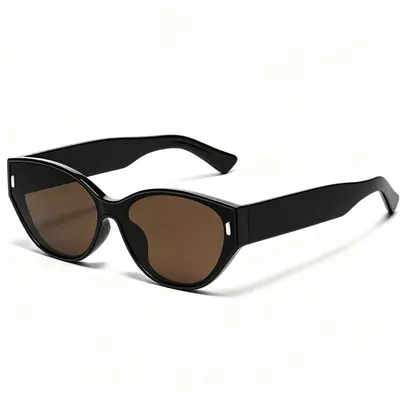 Cat Eye Sunglasses with Metal Rivets, Unisex Fashion Design - 3
