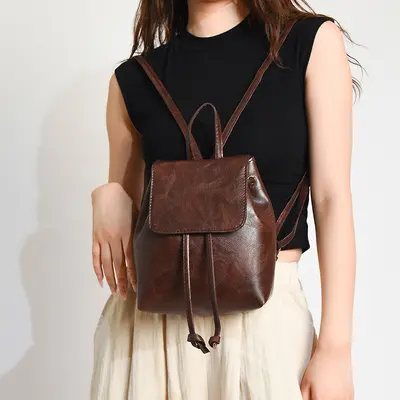 Large Capacity Women's Backpack, Minimalist Casual Style - 3