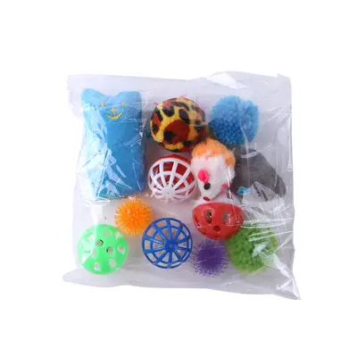 Katzenspielzeug-Set mit Gummiball, Glöckchen und Plüsch-Flughörnchen - 6