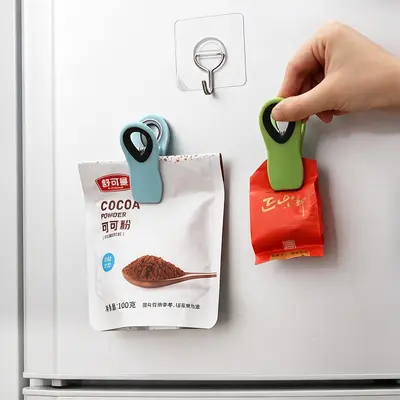 Buzdolabı mıknatısı klip ev aperatif nem geçirmez sızdırmazlık klipsi basit plastik torba çok amaçlı gıda sınıfı sızdırmazlık klipsi toptan