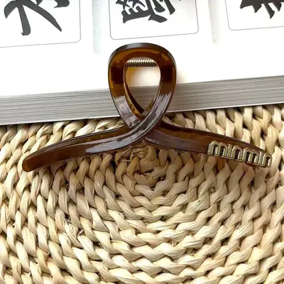 Übergroße Buchstaben-Kreuzklemme Hai-Clips Haarspange für volles Haar am Hinterkopf Premium-Haarschmuck Wholesale - 9