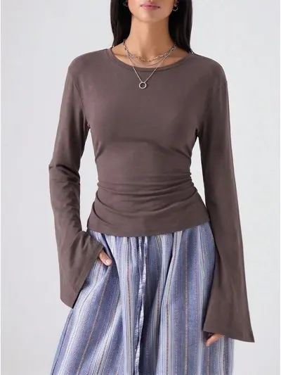Women's Solid Color Boat Neck Flared Long-Sleeve T-Shirt