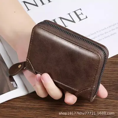 RFID-Blocking Men's Card Holder with Multiple Card Slots - 5