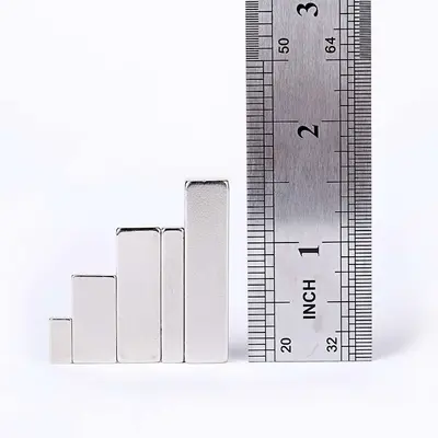 NdFeB Magnet Discs, Round and Square, Countersunk Hole Magnets