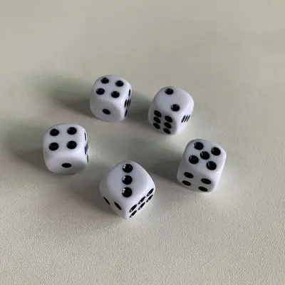 Deri Huni Şeklinde Zar Kabı, Bar ve KTV Oyunları İçin Logo Baskılı Zar Fincanı - 13