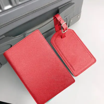 Sınır ötesi hazır çok fonksiyonlu PU deri çapraz desenli pasaport kılıfı bagaj etiketi seti, kalem yeri ve kablolama yağlı kenarlı