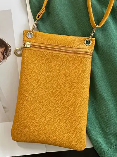 Sınır ötesi sıcak satış 2024 sonbahar ve kış yeni hakiki deri kadın çantası mini crossbody çanta basit küçük kare çanta yumuşak inek derisi cep telefonu çantası