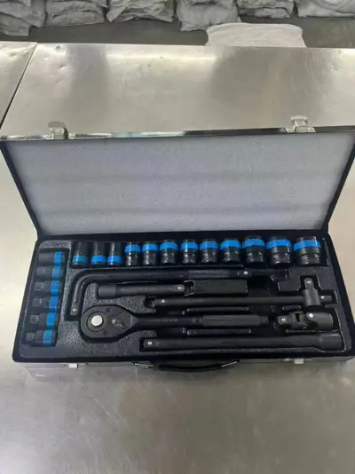 24-Piece Bow-Shaped F-Handle Socket Set with Metal Box, Auto Repair Tool Kit - 9
