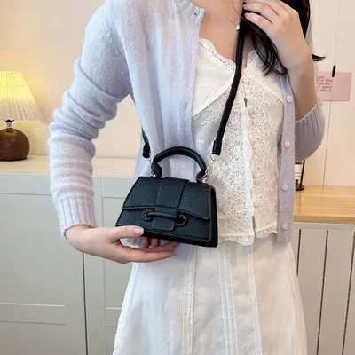 Retro Women's Shoulder Bag, Autumn Winter Style, Small Square Drawstring Bag - 7