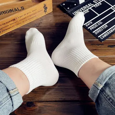 100% Pure Cotton Xinjiang Socks, Unisex Sports Socks, Black and White, Anti-Odor