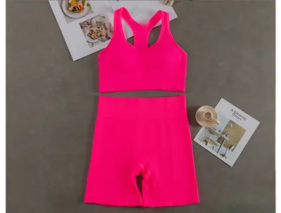 Damen-Sport-Yoga-Set mit Brustpolster und Hüftunterstützung - 8