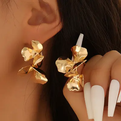 Geometrische C-Form Ohrringe Damen Gold minimalistisch