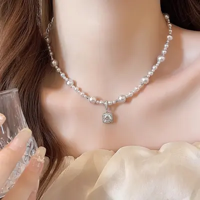 Titanium steel pearl necklace, rose design, non-fading, lightweight luxury