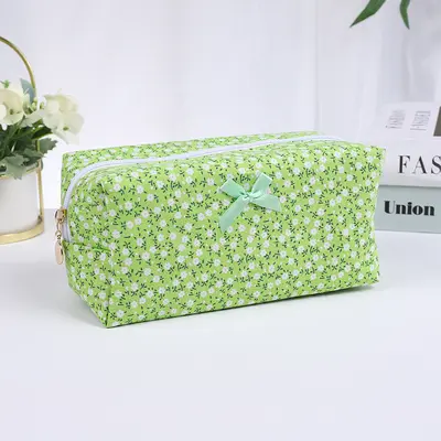 Small Floral Quilted Cosmetic Bag, Large Capacity Travel Pouch - 12