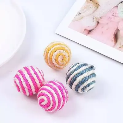 Sisal Cat Toy Ball, Interactive Cat Teaser and Scratching Ball - 4