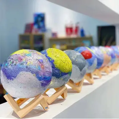 El Boyama DIY Gezegen Lambası Ay Gece Lambası Manuel Boyama Çizim Renkli Boyama El Sanatı Stüdyosu Kişisel Yapım - 3