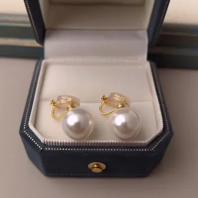 Vintage Pearl Ear Clips, Non-Piercing, Large Pearls