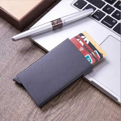 Fabrika toptan alüminyum alaşımlı kartlık hırsızlık önleyici kart çantası RFID kart kutusu banka kartı kutusu açılır kapanır sınır ötesi çok satan