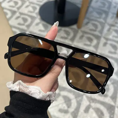 Eckige Sonnenbrille im Bonbonfarben-Design, Doppelsteg, UV-Schutz - 10